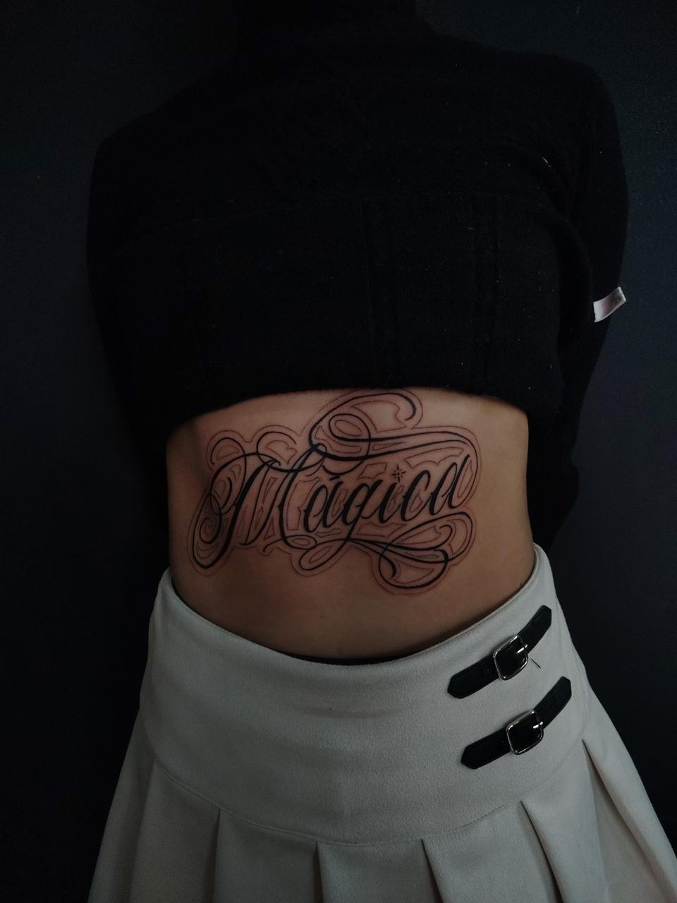 Lettering: Mágica